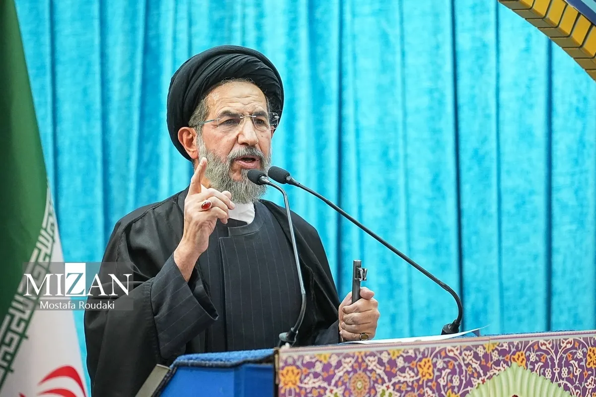 امام جمعه موقت تهران: پیوند دولت، ملت و نظام پشتوانه اقتدار ایران است