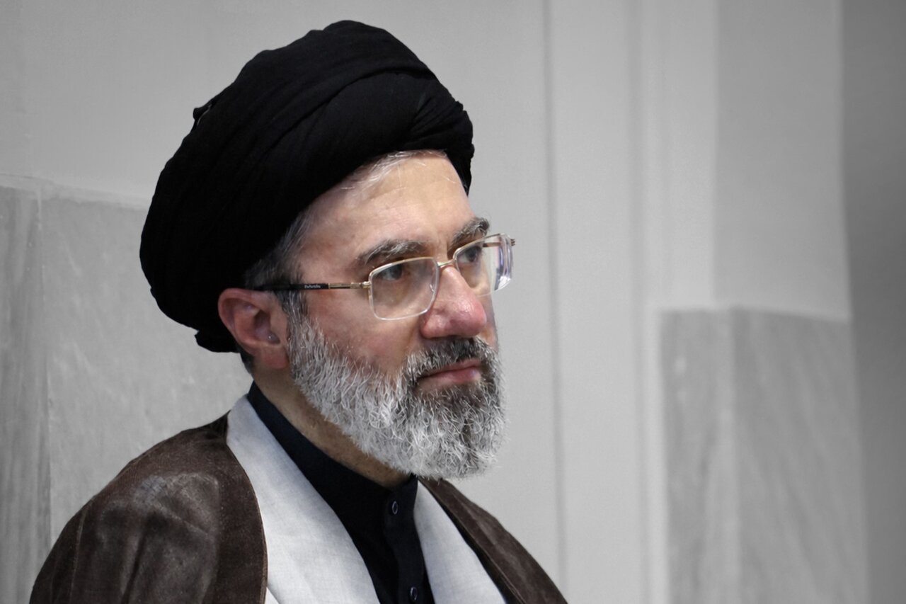 نماز؛ تکیه گاه ملت ایران برای امید و ایستادگی در میدان مبارزه/ نماز رکن حیات طیّبه و پشتوانه مستحکم مبارزه با شیاطین است