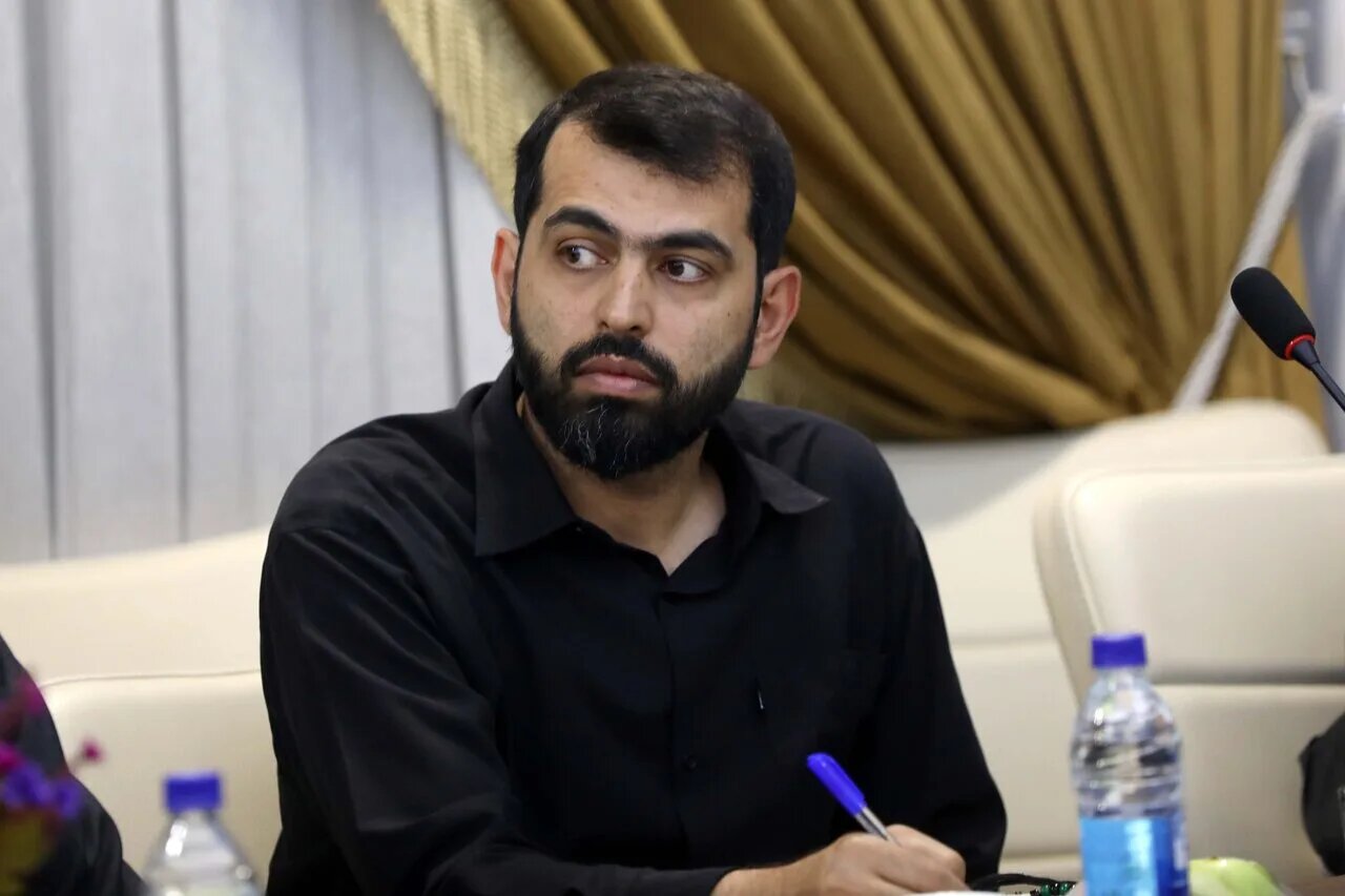 گروسی بهدنبال انحراف افکار تصمیمگیران و ایجاد دوگانگی در کشور است